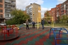 Депутаты оценили новую детскую площадку на ул. 3-и Бутырки